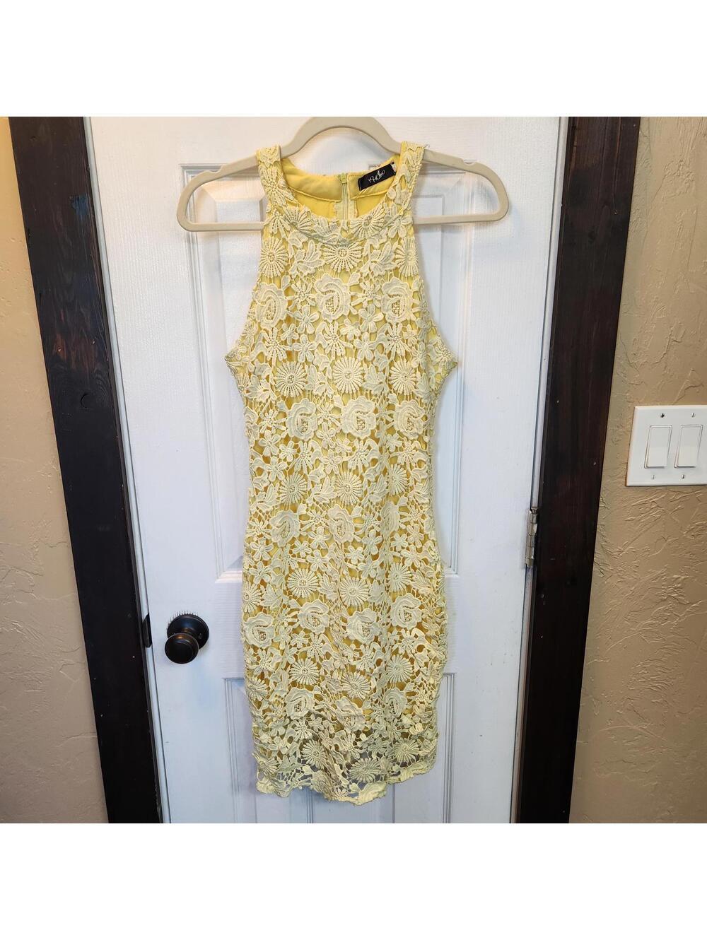 Yomiko Women's Yellow Lace Bodycon Dress- Size Small - Picture 1 of 7